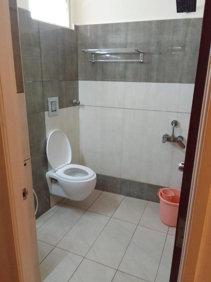 4U Business Hotel Chennai Esterno foto