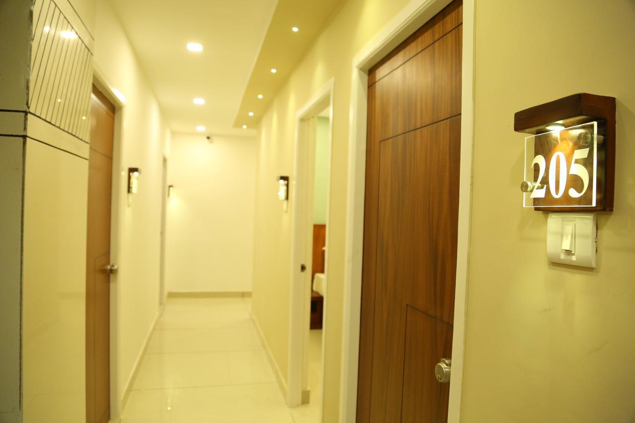 4U Business Hotel Chennai Esterno foto