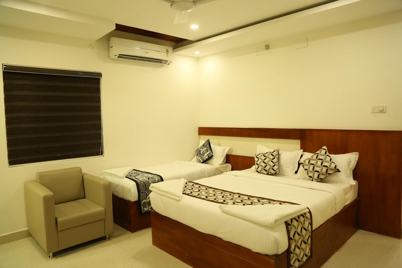 4U Business Hotel Chennai Esterno foto