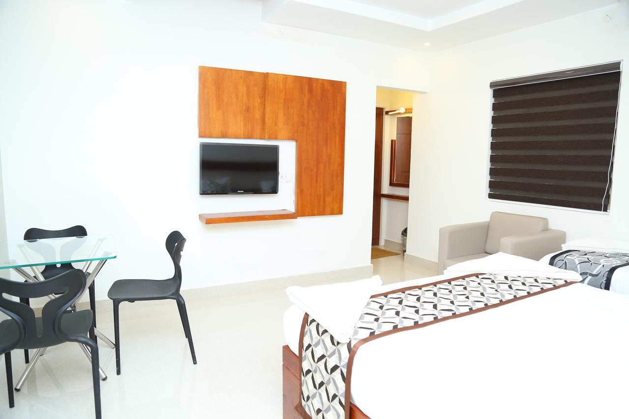 4U Business Hotel Chennai Esterno foto